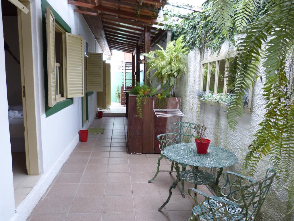 Suites O Flautista Ubatuba Bilik gambar
