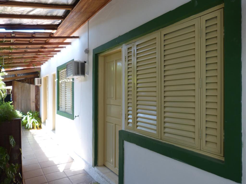 Suites O Flautista Ubatuba Bilik gambar